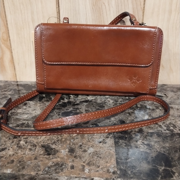 Patricia Nash Bags Patricia Nash Azario Crossbody Wallet Nwt Poshmark